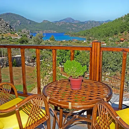 Oda ve Kahvaltı Selimiye Saklibahce Marmaris