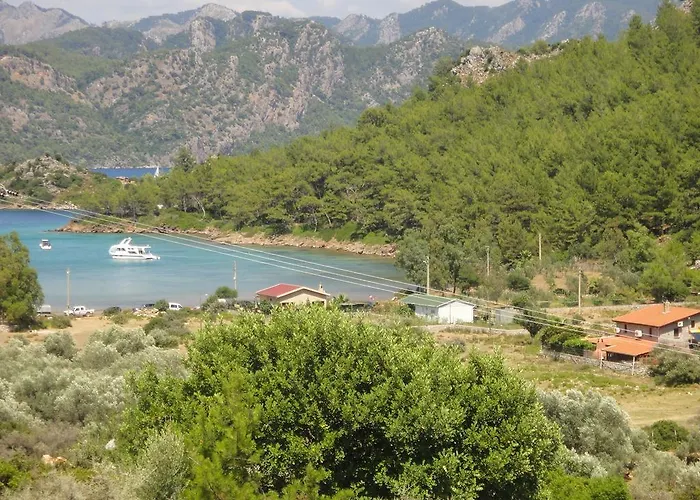 Selimiye Saklibahce Couette-café Marmaris